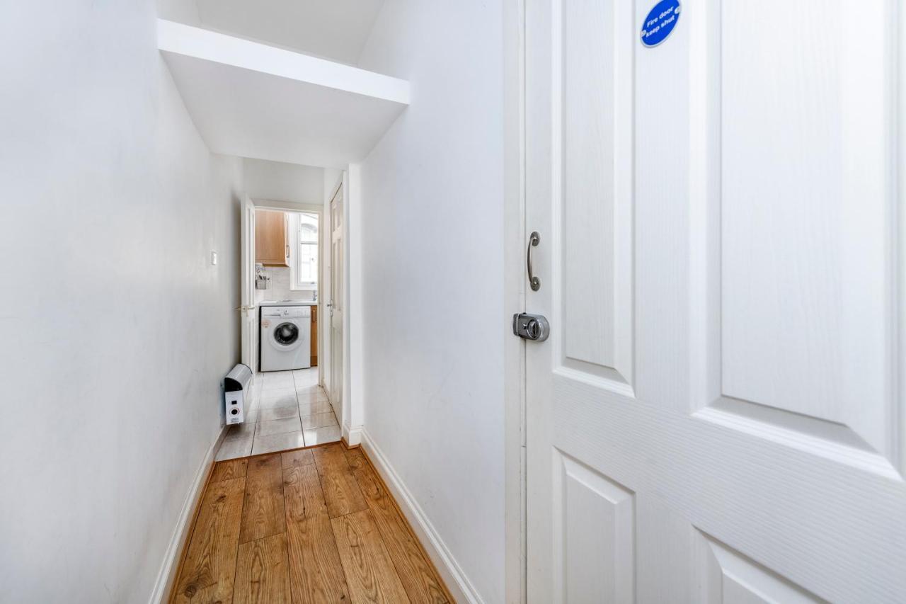 Soho Central Apartments London Exterior photo
